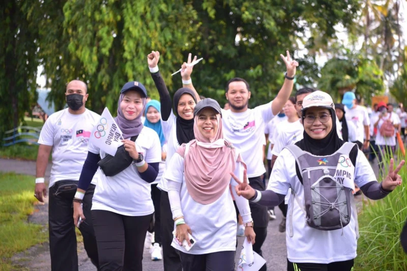 大雨無阻千人開啟奧林匹克稻田歡樂行　曹觀友：辦系列活動挖掘人才