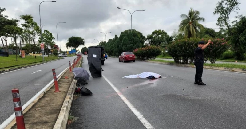 摩哆閃避不及撞失控轎車　騎士頭受重創當場斃命