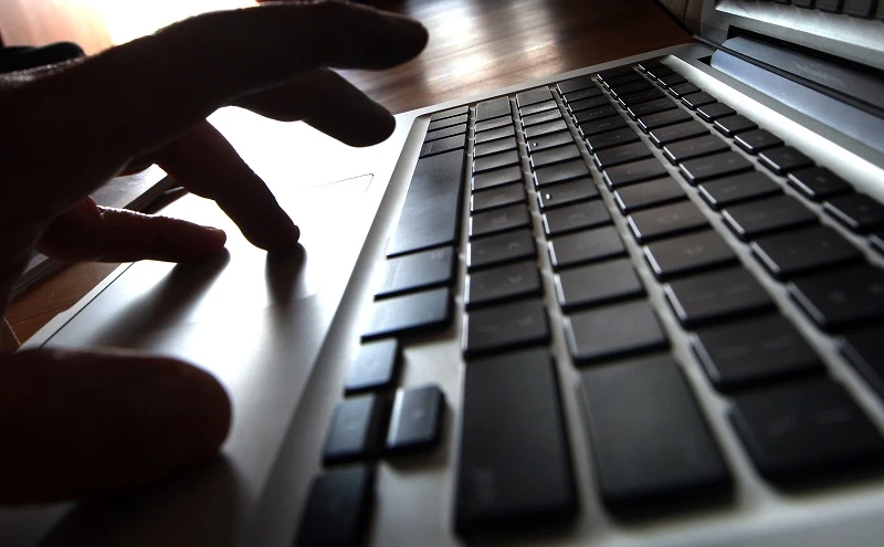 頂尖大學生干下百起偷拍事件，網民：一年監禁太輕了！