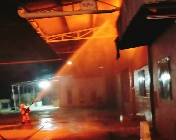 新板MR. DIY店凌晨遭火劫　全店40%遭大火焚毀