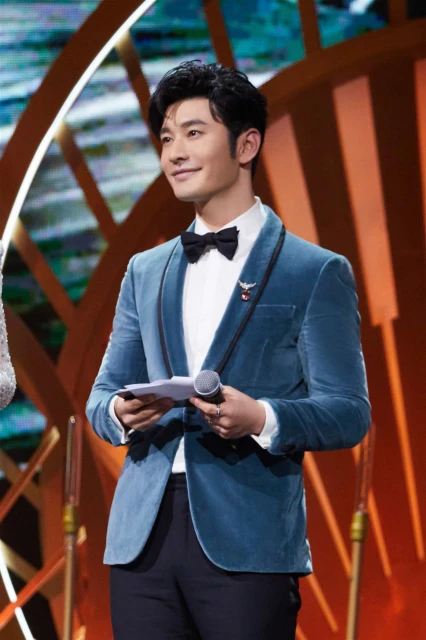 黃曉明自誇「哄孩子在行」　網酸：孩子不都是Angelababy帶嗎？