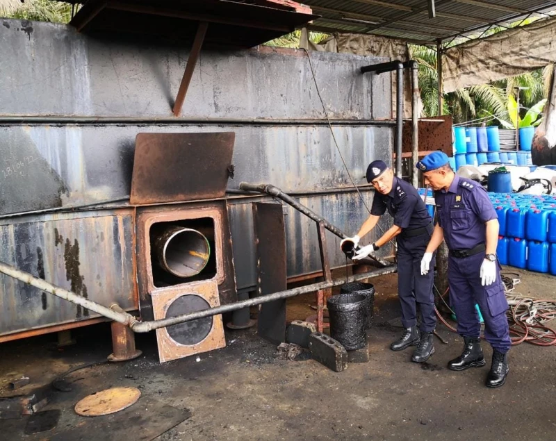 非法提煉工業柴油賣黑市　警起獲逾730萬煉油設備捕5人