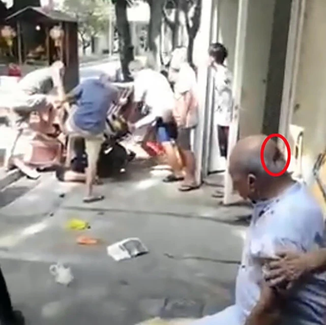 老翁看人下棋遇橫禍　後腦勺被砍一刀