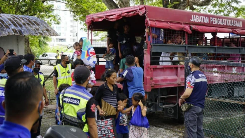 國安會聯合取締行動  亞庇105街童和乞丐被扣查