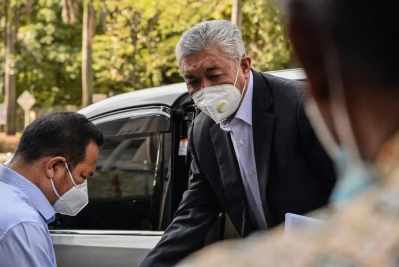 扎希接受控方盤問未具體回答 主控官:別把法庭當巫統最高理事會!