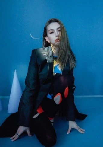 昆凌產後1個月宣布回歸　展現好身材 網贊「像沒生過一樣」