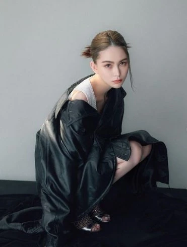 昆凌產後1個月宣布回歸　展現好身材 網贊「像沒生過一樣」