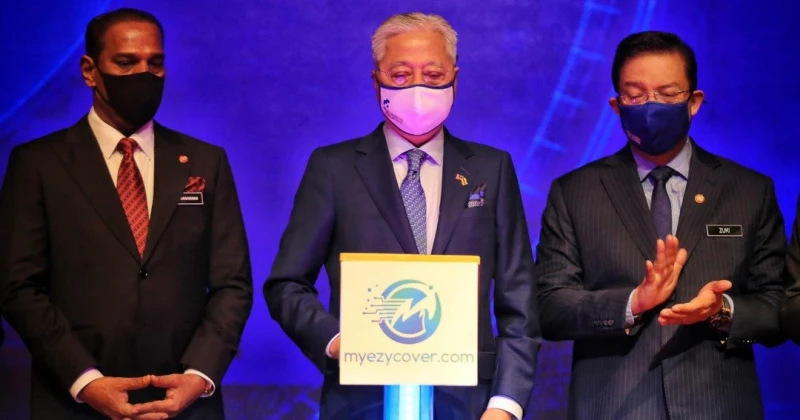 首相：大馬一家車險計劃近期擴大至私人界