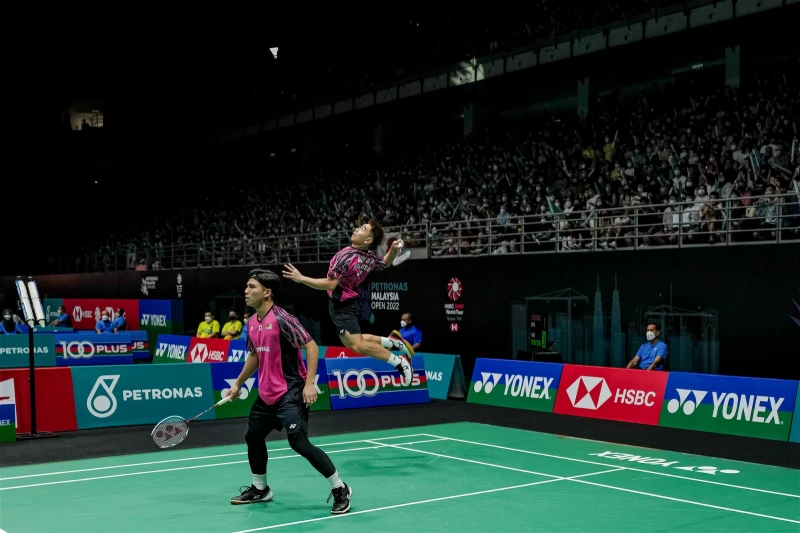 兩局挫中國新雙塔　飛丁組合勇闖半決賽