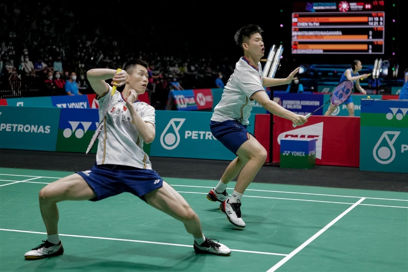 兩局挫中國新雙塔　飛丁組合勇闖半決賽