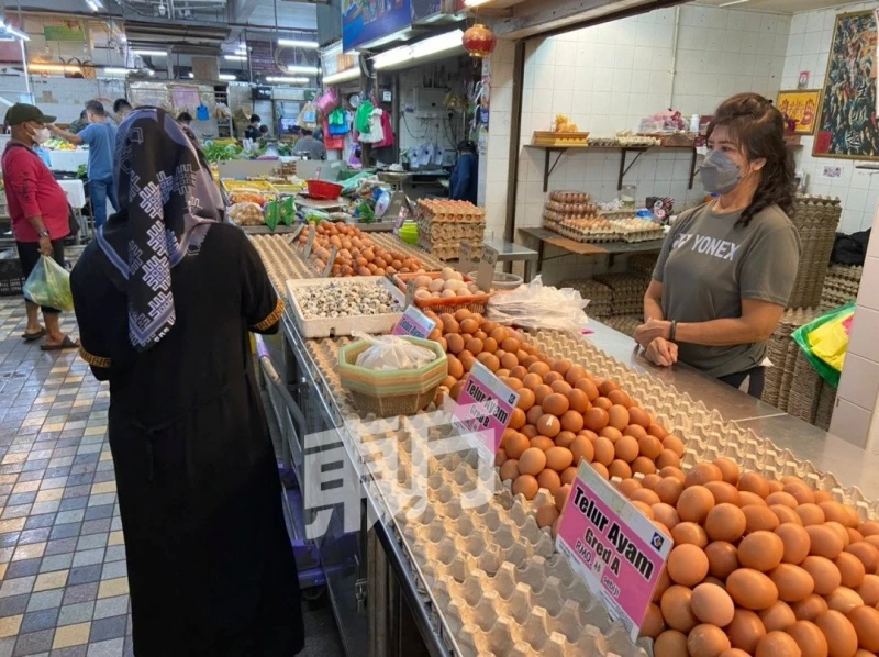 肉雞雞蛋頂價生效　小販嘆成本高利潤少