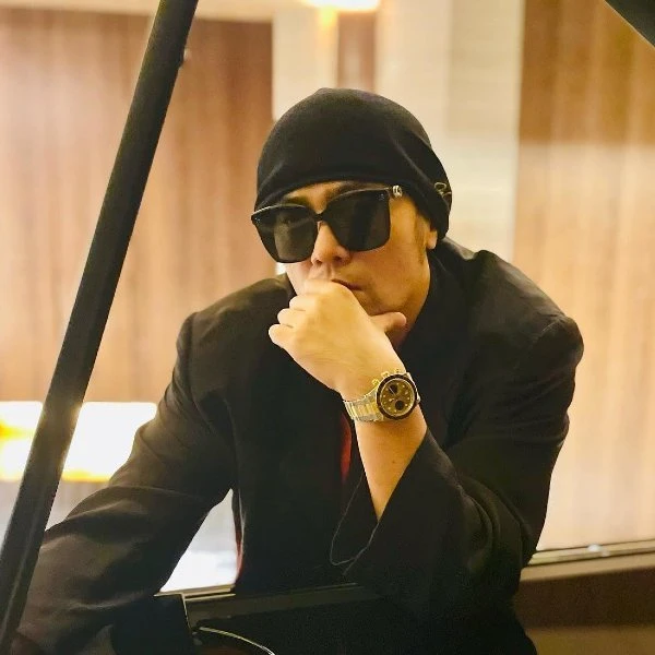 曬照官宣新專輯名稱　周杰倫預告706釋新歌