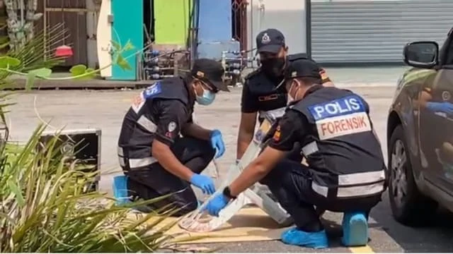 客工持鐮刀搶馬國雜貨店 纏鬥中失手砍死自己