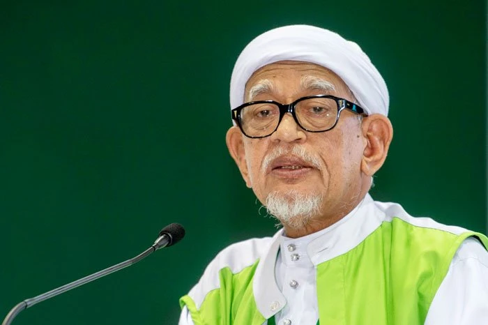 說英語就比較高級？哈迪諷：那些人還睡在殖民期