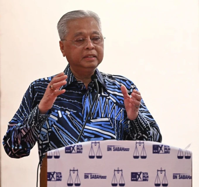 《星報》專欄作者：希山決定攻巫統老大或老二職