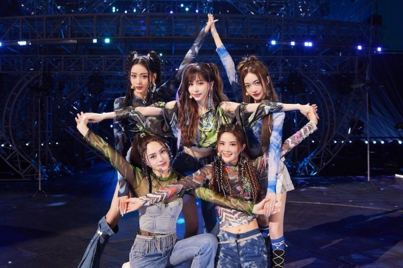 王心凌率隊表演《星星點燈》　原唱鄭智化不滿批：亂改歌詞