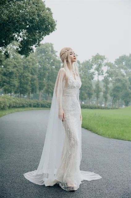 Angelababy變身雅典娜女神　節儉一件衣穿5年反被罵