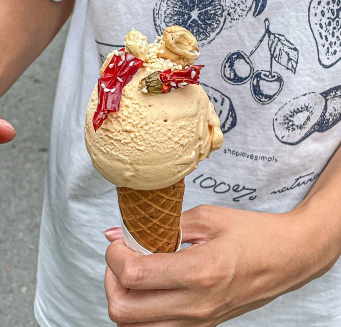 冰火兩重天？　成都推辣子雞丁冰淇淋