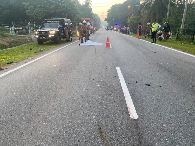 轎車失控撞摩哆　中二生當場身亡