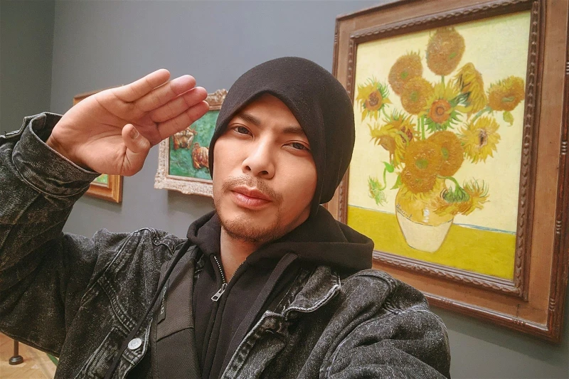 「真正的創作自由、思想自由」   黃明志發文致敬倪匡