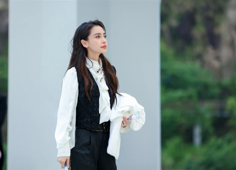 【85後花旦大戰】楊冪力壓Angelababy　村姑趙麗穎贏收視