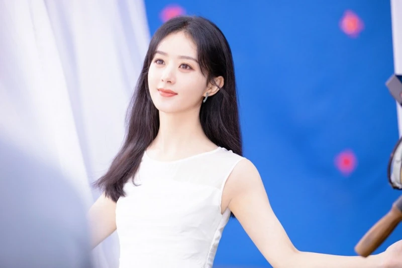 【85後花旦大戰】楊冪力壓Angelababy　村姑趙麗穎贏收視