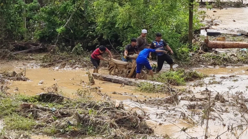 【華玲爆發山洪】第三名失蹤者找到了　14歲中學生罹難