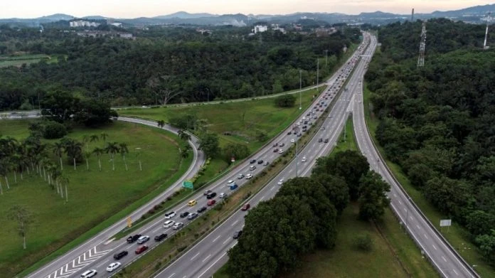 哈芝節料有190萬輛車使用大道 PLUS吁民眾依建議行程時間表