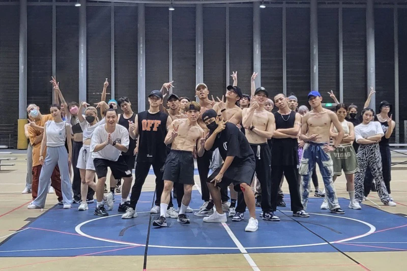 倒數開唱4天　羅志祥驚傳舊傷復發腿軟跪地緊急送醫