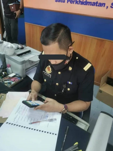 工作時間WhatsApp聊天 大馬陸交局官員被投訴