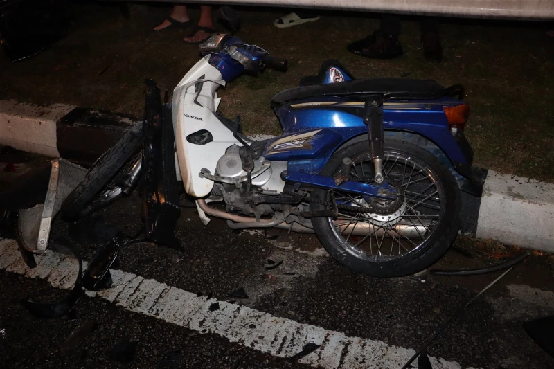 2車1摩哆凌晨連環撞　釀4人重傷1人死亡