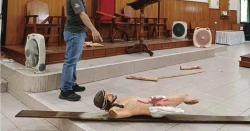 沙巴男子闖入教堂   破壞十字架及2尊聖像