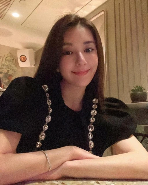 天王嫂方媛與台灣第一名媛被對比　網贊：好像姐妹