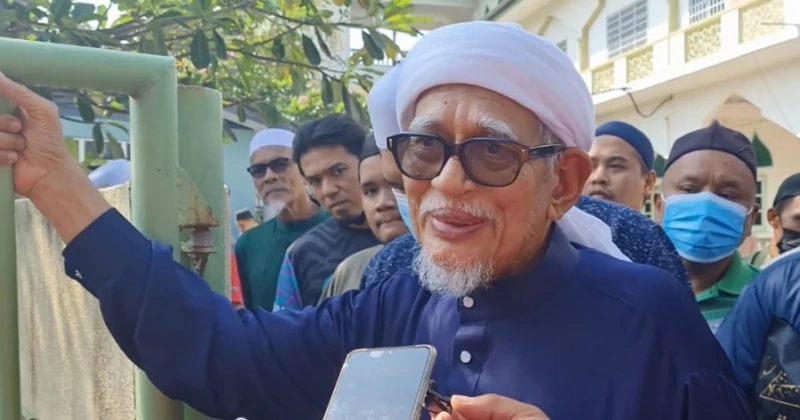 不用國盟或月亮旗幟 伊黨考慮新旗幟上陣大選