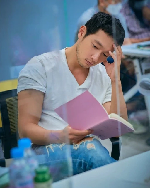 爆紅後被偶遇搭地鐵　「具先生」孫錫久一舉動超圈粉