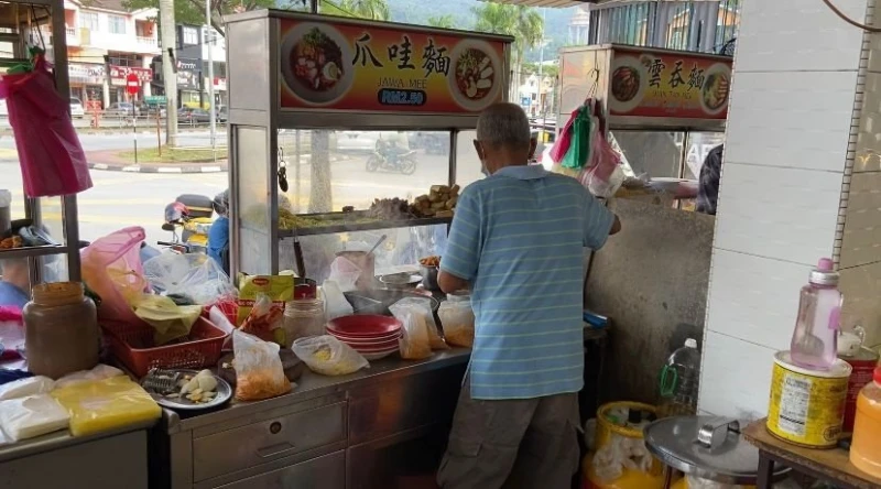 華裔攤主賣面50年 爪哇面RM2.50十年未起價