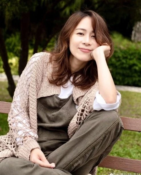 47歲鄺文珣淡出娛圈20年　簽約王祖藍公司宣布正式復出