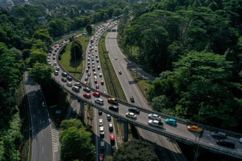 哈芝節假期各大道現車龍 交通擁堵情況料持續到午夜