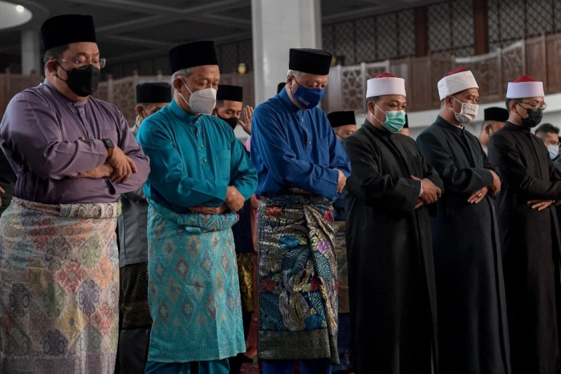 監督華玲洪災援助工作　首相：修復房屋不延誤