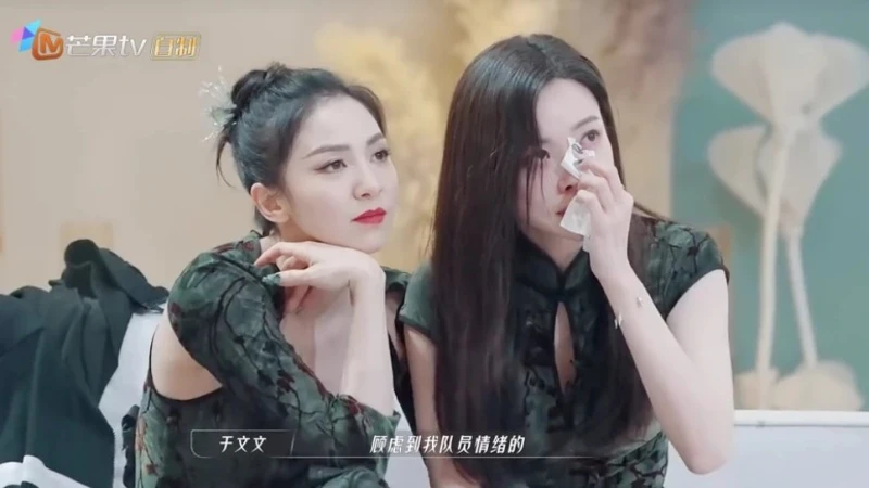 【乘風破浪3】強迫PK逼哭於文文　胡杏兒被罵上熱搜！