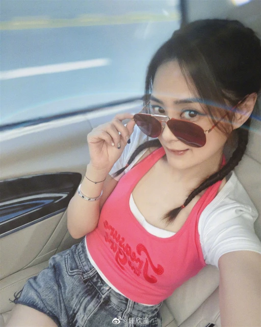 減重10公斤重現顏值巔峰　阿嬌三亞度假穿短褲曬美腿