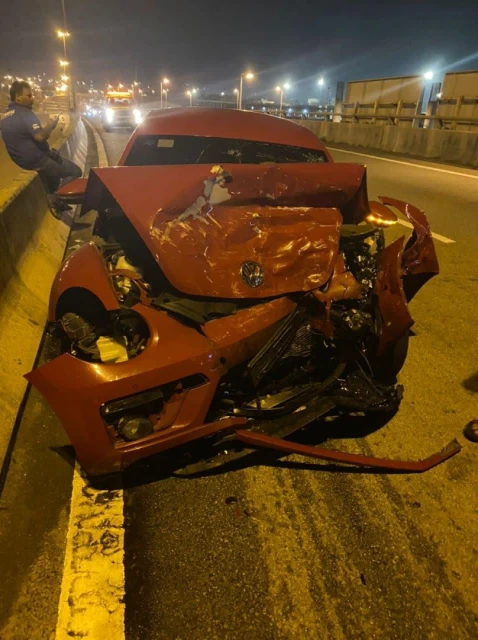 華裔情侶遭逆行四輪車猛撞重傷　肇禍司機今午到警局自首被捕