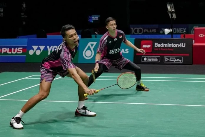 時隔4年重奪冠軍 雙安內戰贏爸爸組合