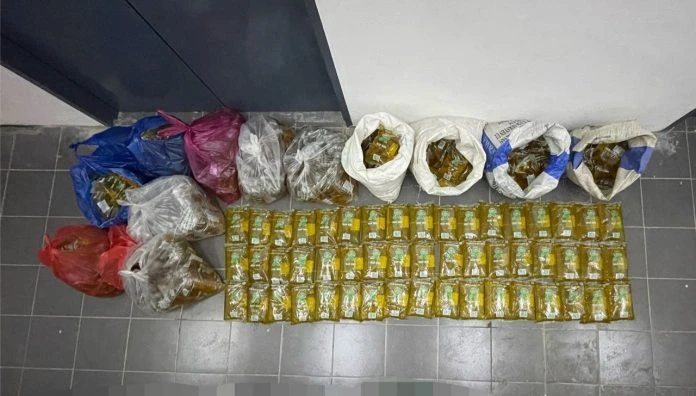 仙本那警毒行動成功 扣泵艇起255包汽油