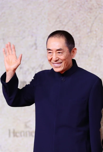 張藝謀被曝急售逾2300萬豪宅　網瘋猜背後原因