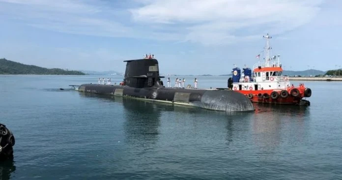 澳海軍「柯林斯」號潛艇　停靠沙巴實邦加基地交流