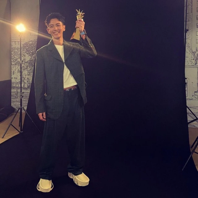 剛奪影帝卻喊「想過退休」？　柯震東發文曝心聲