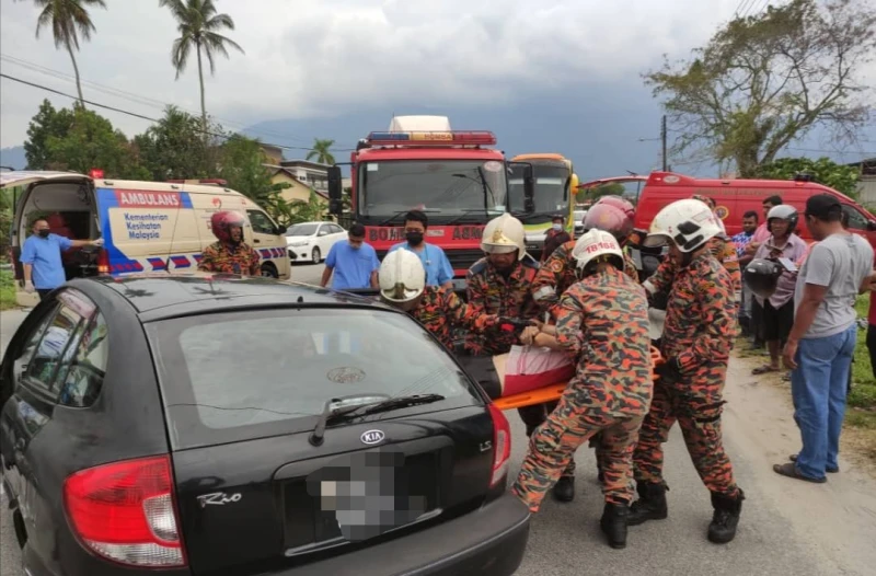 華男與3車相撞不幸夾斃　另2司機乘客受傷