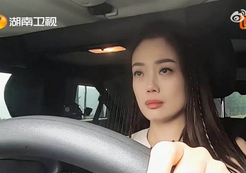 母親的遺憾讓她揪心 容祖兒長期孤獨邊開車邊落淚