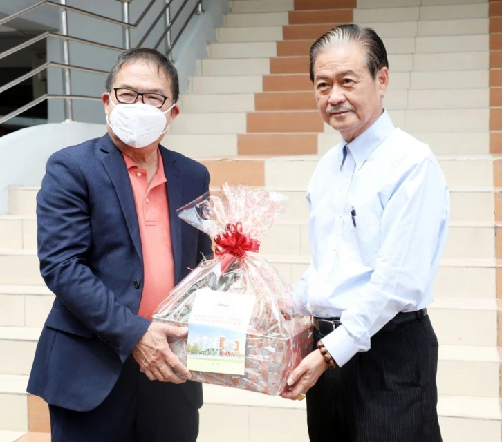 柬埔寨百年華校來馬招聘師資　深受「賣豬仔」負面印象影響